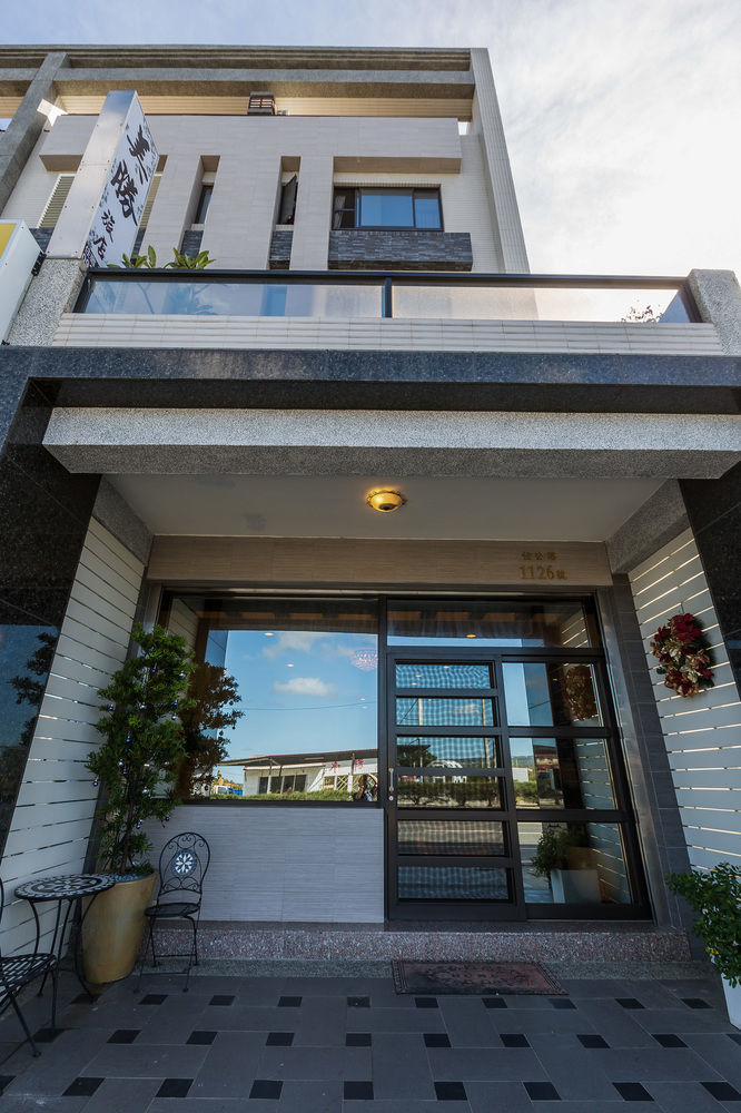 Xiang Xiang Apartment Hengchun Exterior photo